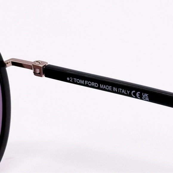 NEW TOM FORD RICKIE TF1007 01Y WOMEN SUNGLASSES TOM FORD FT1007/S BLACK EYEWEAR - Picture 10 of 11